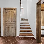 Ferienhaus Beautiful In Cabrunici